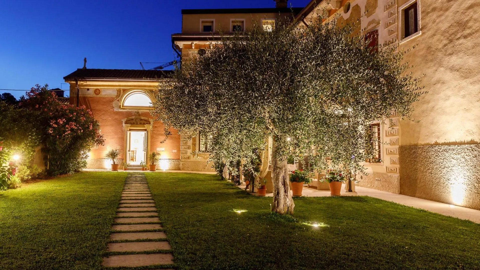 Villa Padovani Relais De Charme - Adults Only Pastrengo